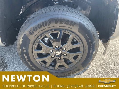 Used 2025 Toyota Tacoma SR5 RWD image 41