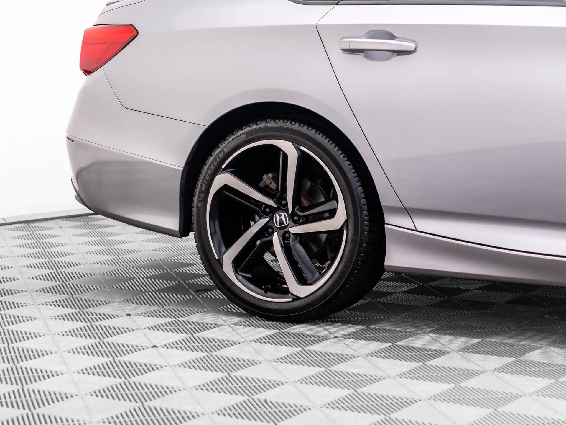 Used 2022 Honda Accord Sport image 33