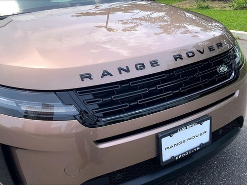 Certified 2026 Land Rover Range Rover Evoque S AWD/4WD image 6
