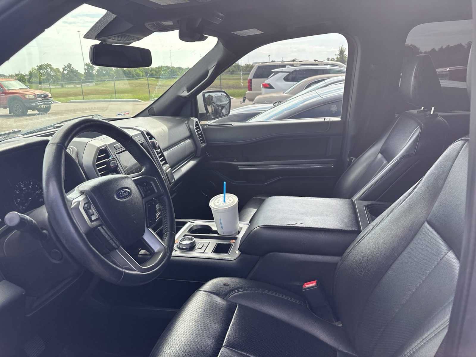 Used 2021 Ford Expedition Max XLT RWD image 9