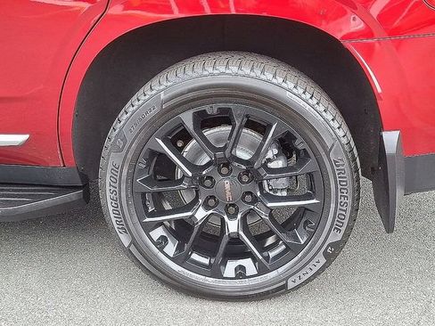 Used 2022 GMC Yukon Denali AWD/4WD image 14