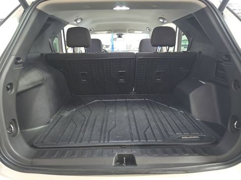 Used 2024 Chevrolet Equinox LT w/ LPO, Floor Liner Package image 15
