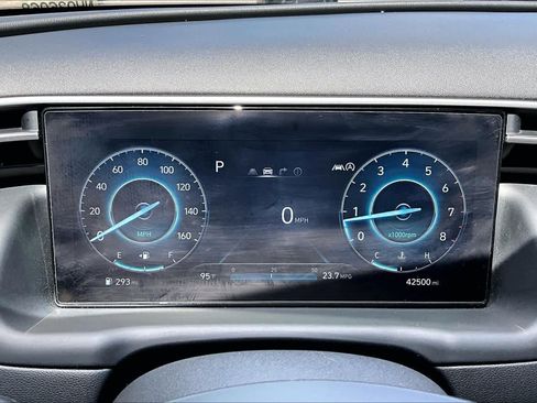 Used 2022 Hyundai Tucson Limited FWD image 24