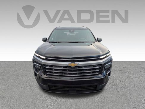 Used 2026 Chevrolet Traverse LT w/ Sun and Wheel Package FWD image 31