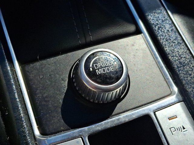Used 2024 Kia Telluride EX w/ EX Captain's Chair Package FWD image 28