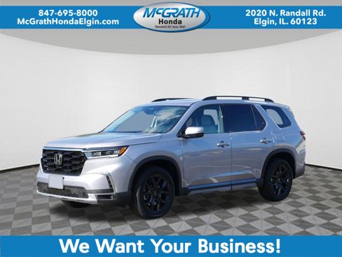 New 2025 Honda Pilot Touring image 1