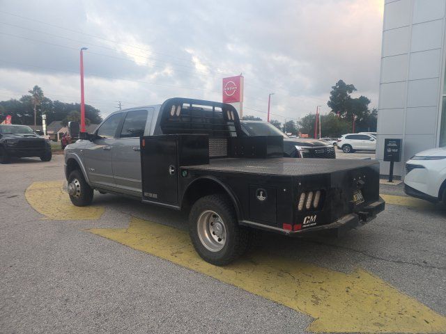 Used 2022 RAM 3500 Limited AWD/4WD image 3