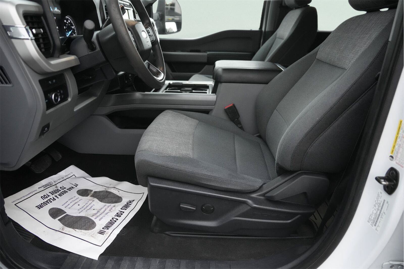 Used 2023 Ford F350 XLT w/ 360-Degree Camera Package AWD/4WD image 9