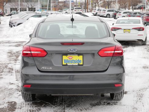 Used 2018 Ford Focus S image 6