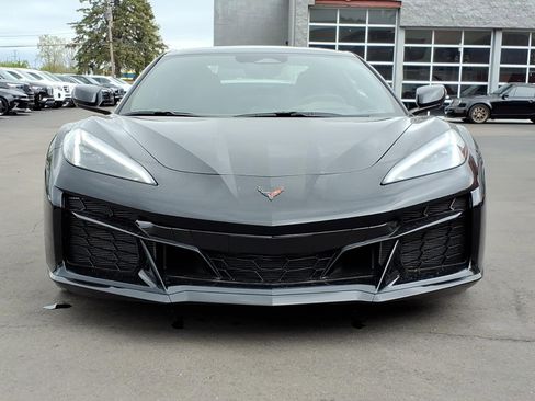 Used 2025 Chevrolet Corvette Z06 w/ Battery Protection Package RWD image 8