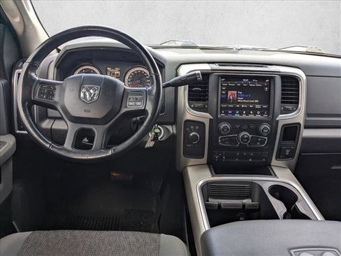 Used 2018 RAM 3500 Big Horn image 16