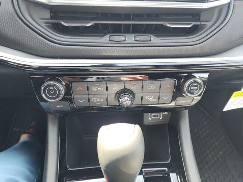 New 2026 Jeep Compass Trailhawk AWD/4WD image 9