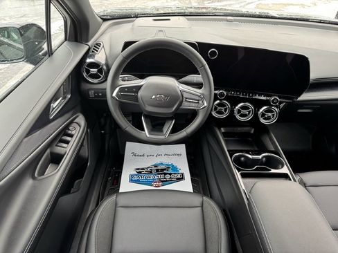 Used 2025 Chevrolet Blazer EV LT image 24