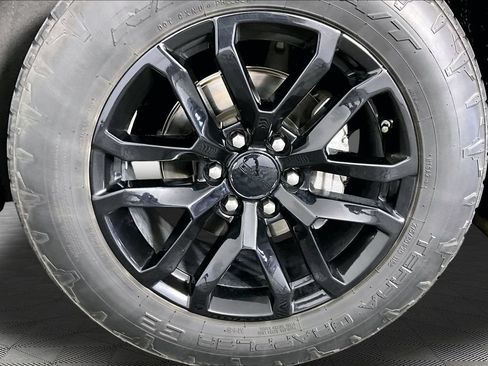 Used 2020 GMC Sierra 1500 SLT AWD/4WD image 28