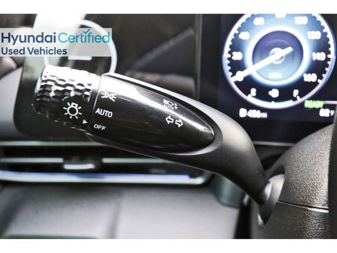 Certified 2025 Hyundai Elantra SEL FWD image 20
