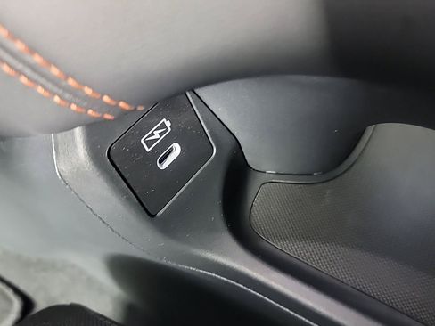 Certified 2026 Honda HR-V Sport image 31