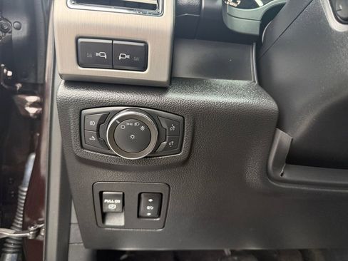 Used 2020 Ford F150 Platinum w/ Equipment Group 701A Luxury image 24