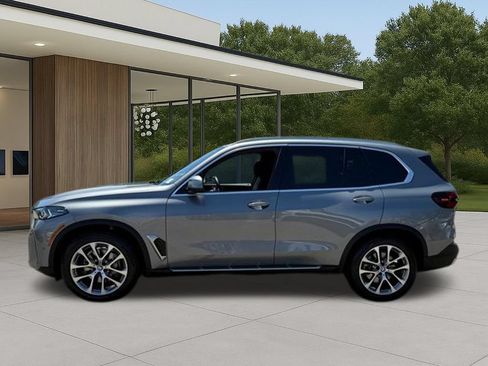 Certified 2024 BMW X5 sDrive40i w/ Premium Package RWD image 13