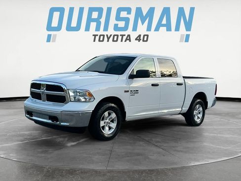 Used 2023 RAM 1500 Classic SLT w/ Protection Group AWD/4WD image 2