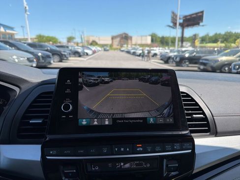 Used 2025 Honda Odyssey Touring image 28