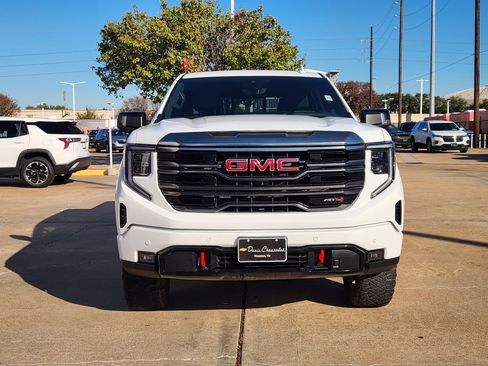 Certified 2024 GMC Sierra 1500 AT4 w/ Technology Package image 3