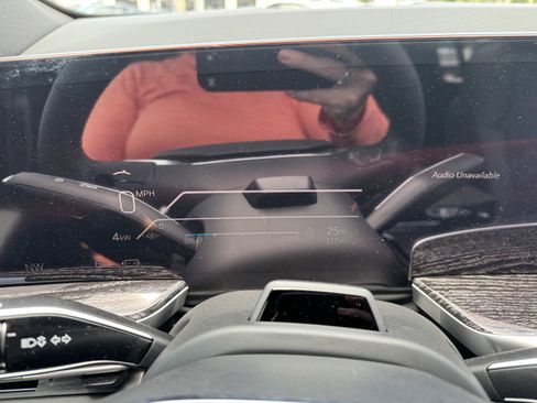 New 2025 Cadillac Escalade IQ Luxury 1 image 31