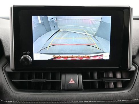 Certified 2023 Toyota RAV4 LE AWD/4WD image 14