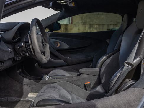 Used 2019 McLaren 600LT image 45