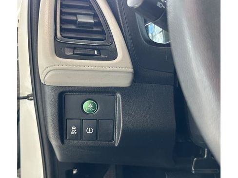 Used 2018 Honda HR-V LX image 20