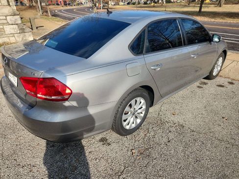 Used 2014 Volkswagen Passat 1.8T S image 10