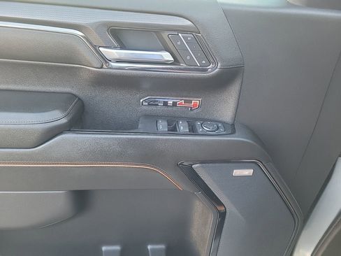 Used 2024 GMC Sierra 1500 AT4 w/ AT4 Preferred Package image 38