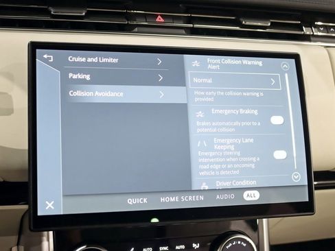 Used 2023 Land Rover Range Rover SE AWD/4WD image 27