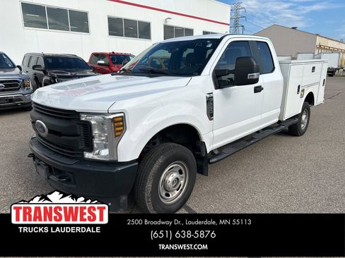 Used 2019 Ford F250 XL w/ Power Equipment Group AWD/4WD image 1