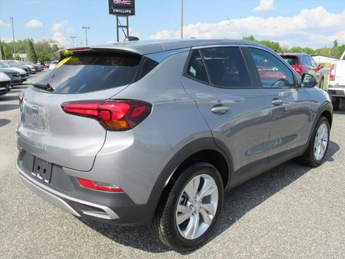 Used 2024 Buick Encore GX Preferred w/ Comfort Package FWD image 7