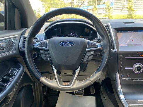 Used 2019 Ford Edge ST w/ Equipment Group 401A AWD/4WD image 14