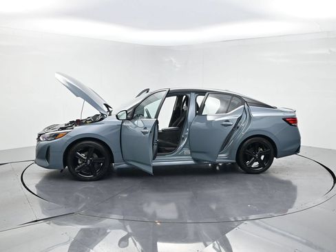 Used 2024 Nissan Sentra SR FWD image 27