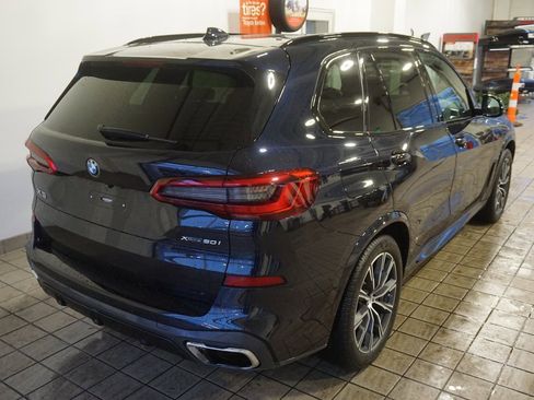 Used 2019 BMW X5 xDrive50i w/ M Sport Package image 20