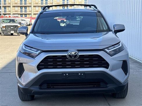 Used 2024 Toyota RAV4 XLE w/ Convenience Package image 8