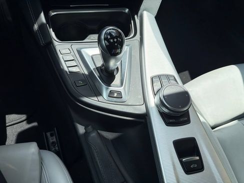 Used 2020 BMW M4 Convertible w/ Competition Package RWD image 24