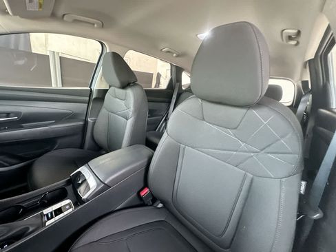 Used 2026 Hyundai Tucson SE FWD image 14