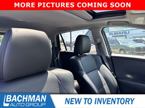 Used 2017 Acura RDX AWD w/ Advance Package image 5