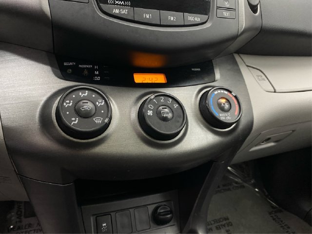 Used 2011 Toyota RAV4 4WD V6 w/ Upgrade Value Pkg image 31
