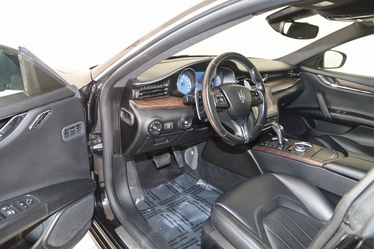 Used 2020 Maserati Quattroporte S Q4 AWD/4WD image 39