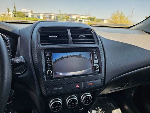Used 2024 Mitsubishi Outlander Sport ES AWD/4WD image 32