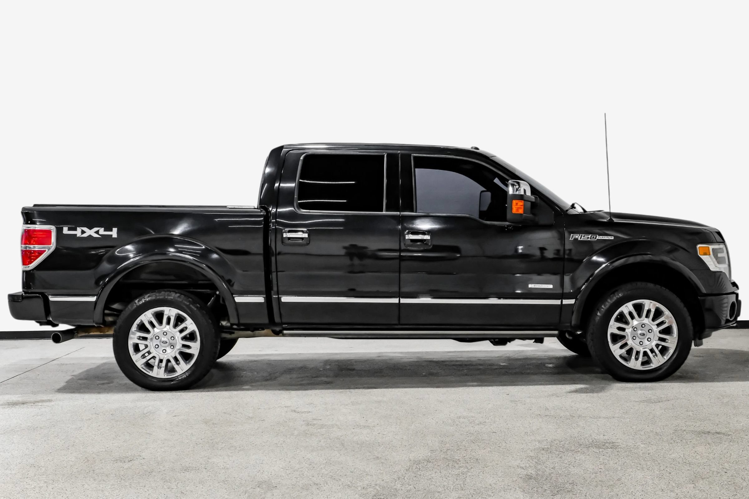Used 2014 Ford F150 Platinum AWD/4WD image 5