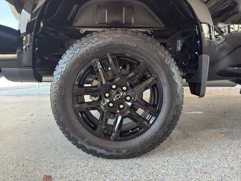 New 2026 Chevrolet Silverado 1500 Custom Trail Boss image 27