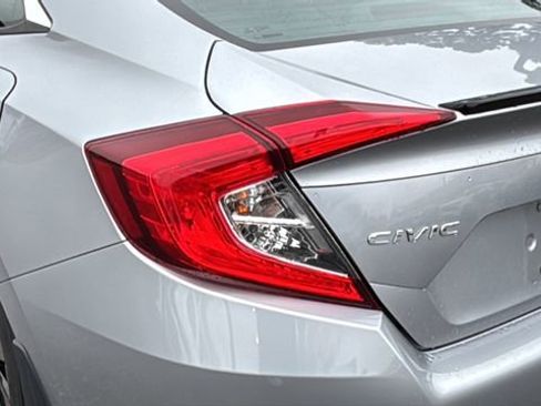 Used 2021 Honda Civic Sport image 31