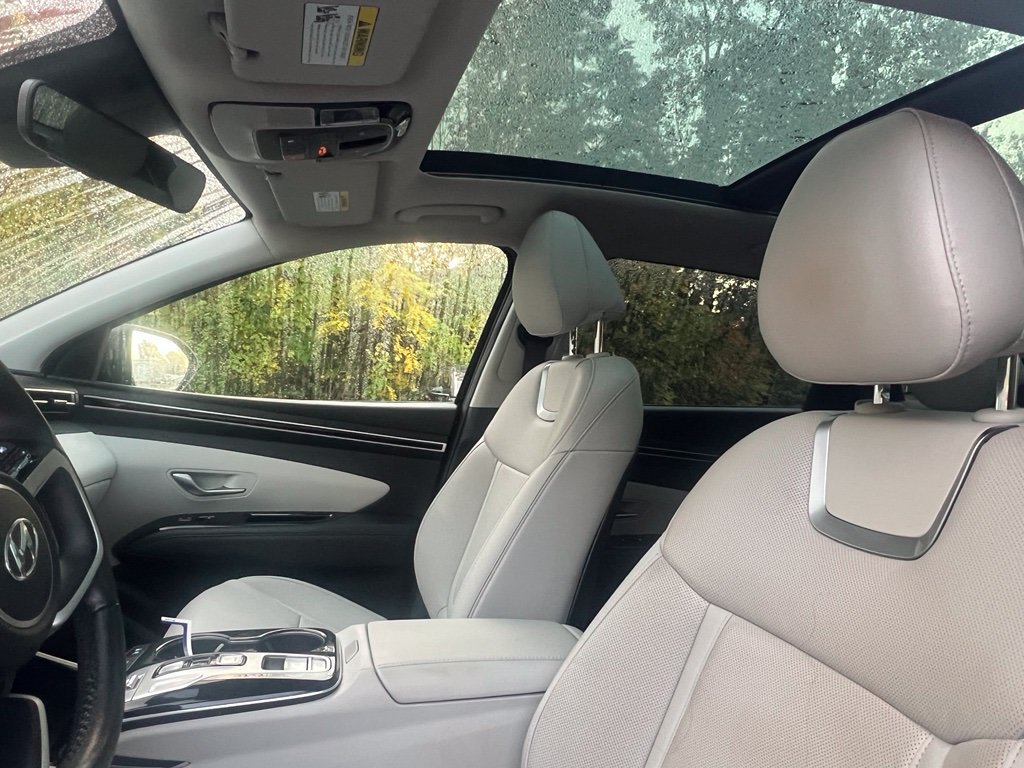 Certified 2024 Hyundai Tucson Limited AWD/4WD image 11