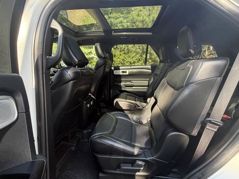 Used 2020 Ford Explorer ST w/ ST Street Pack AWD/4WD image 11