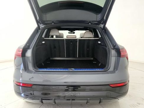 Used 2024 Audi Q8 e-tron Prestige w/ Prestige Package AWD/4WD image 29